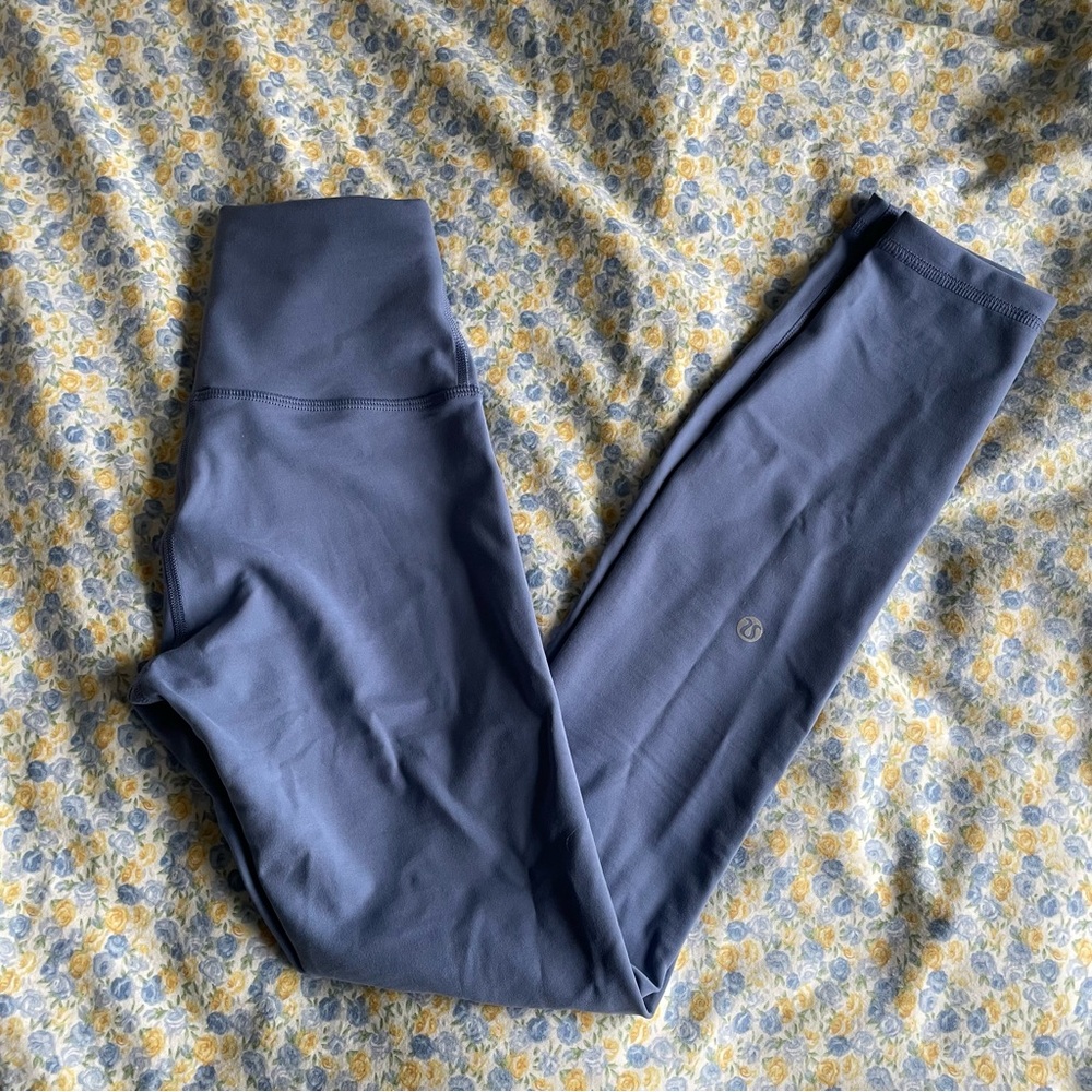 Lululemon Leggings Size 2 (Like New)